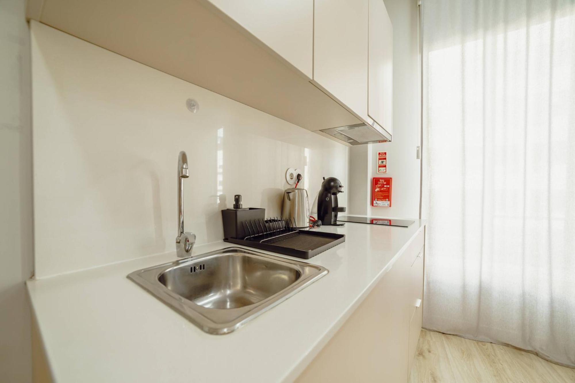 Oporto Guest Trindade Studio Экстерьер фото